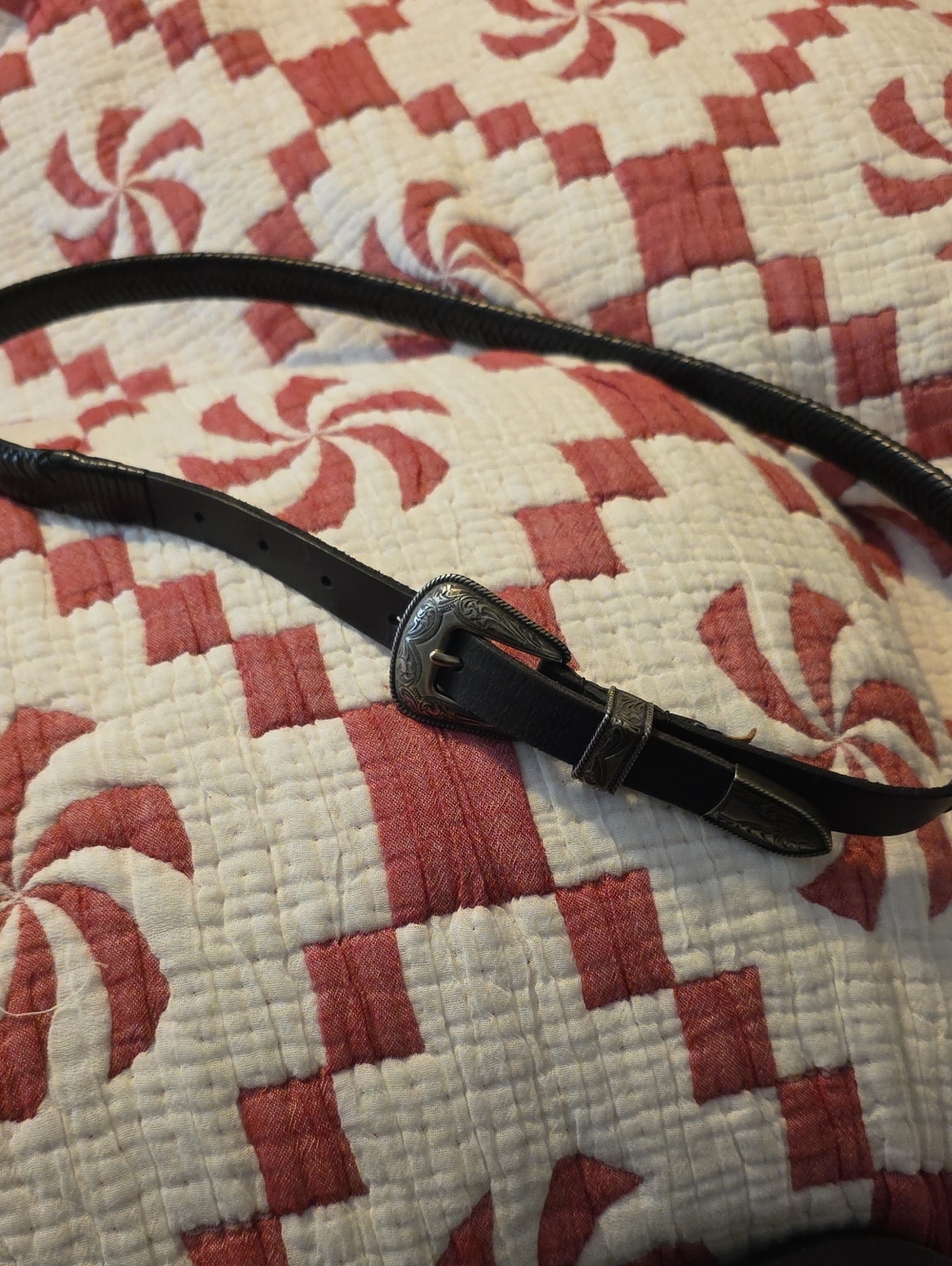 Womens Lucky Brand Black Leather Belt with Decorative Silver Western Buckle